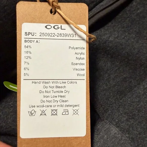 OGL Stretch Mid-Rise Straight Leg Pull-On Pants Women's Size Large in Black NWT! - Picture 3 of 5